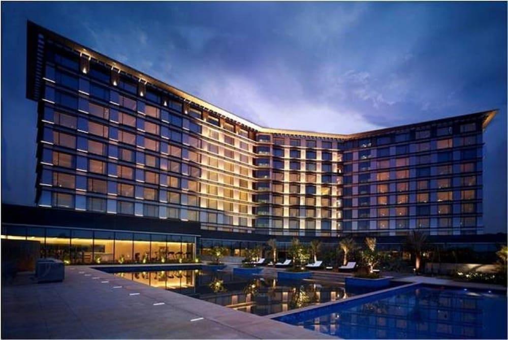 Taj Yeshwantpur Bengaluru Hotel Exterior foto